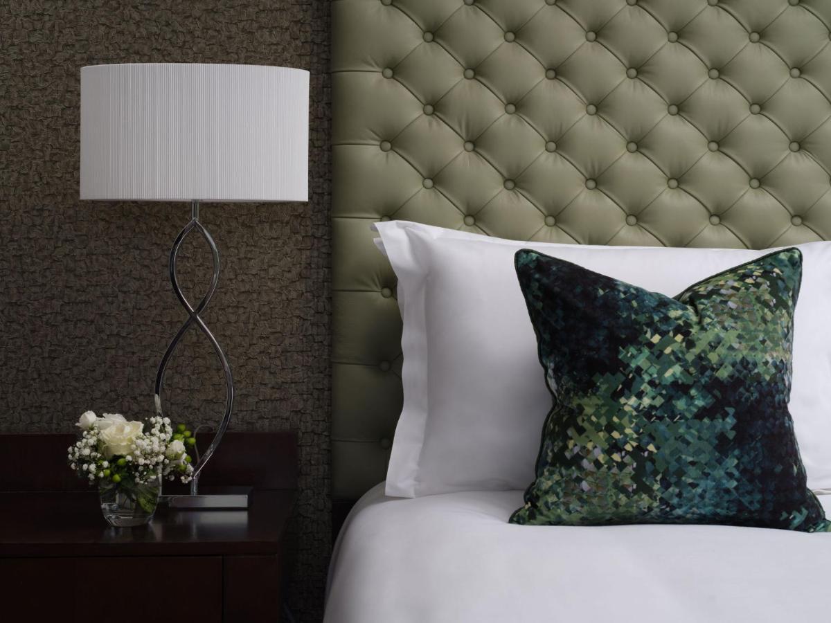 Luxury Suite,1264089301:JPEG